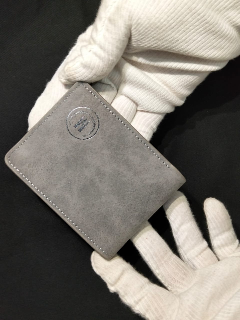 gray wallet