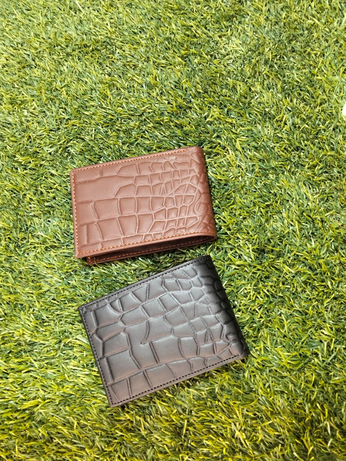 Genuine Leather Crocodile Style Wallet